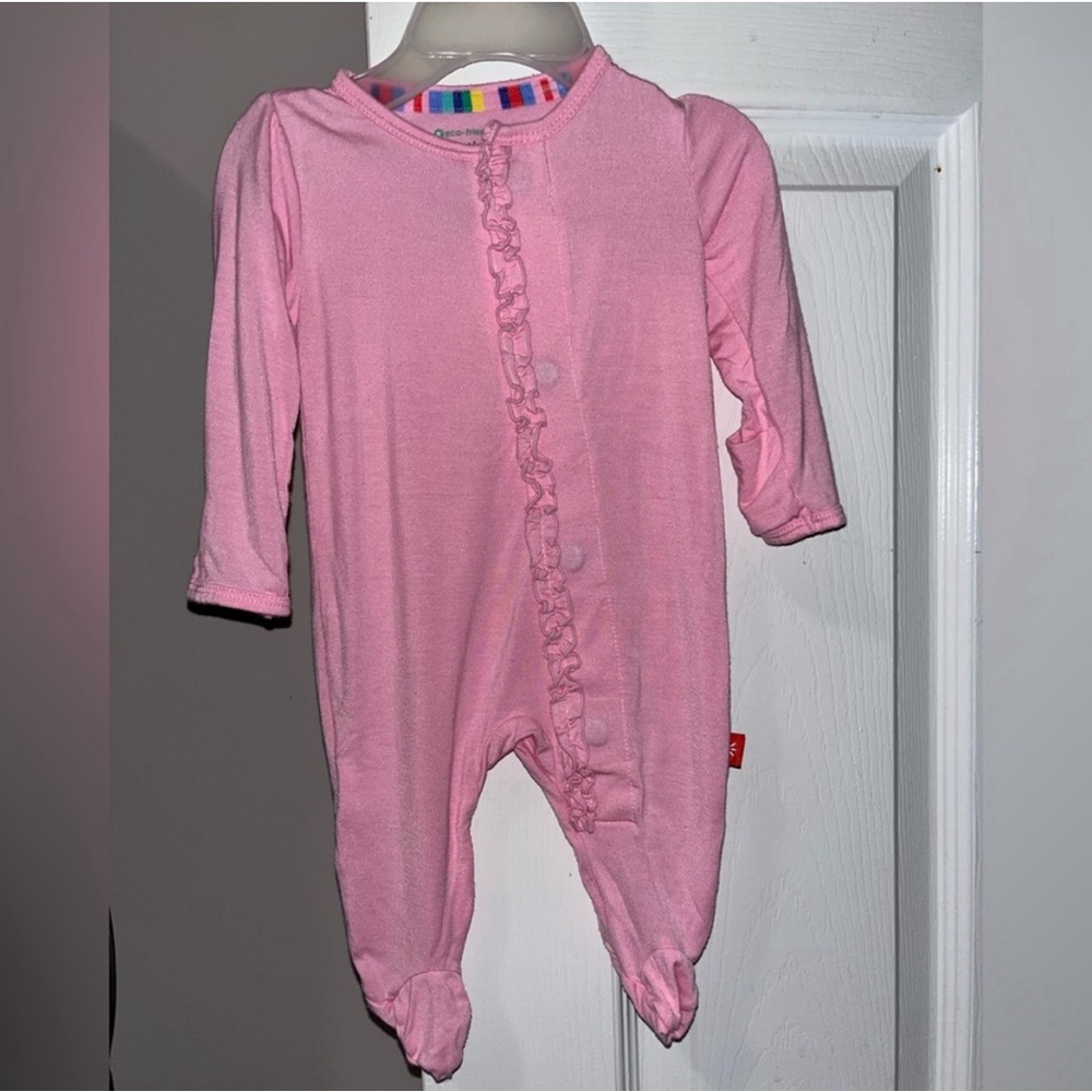 Magnetic Me NB Sleeper